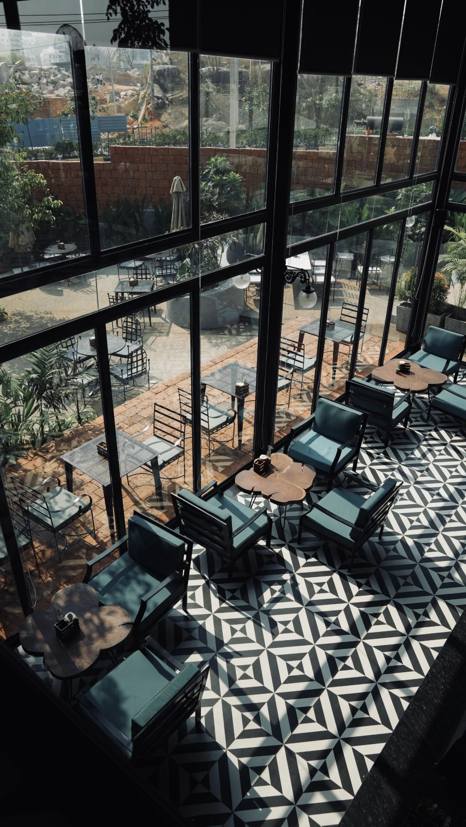 Sorin café interior